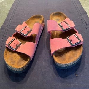 Pink leather soft bed Birks
